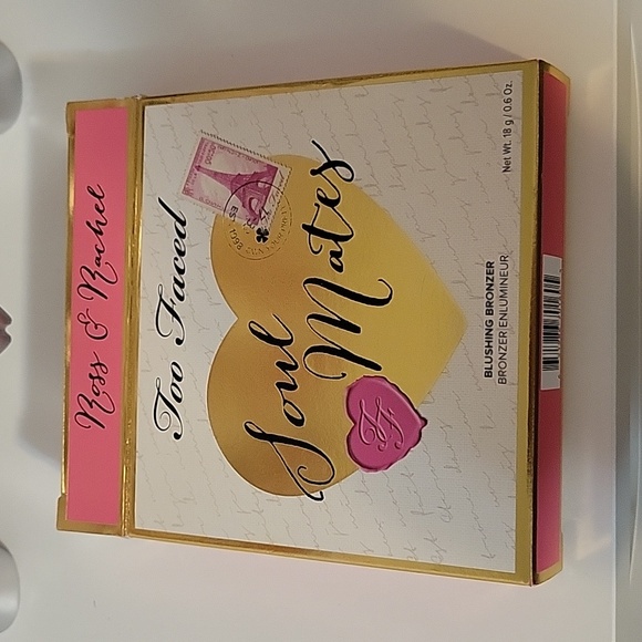 Too Faced Soul Mates Blushing Bronzer - Ross & Rachel - Picture 3 of 3